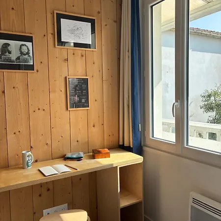 Les Baigneurs Szálloda Saint Gilles Croix de vie